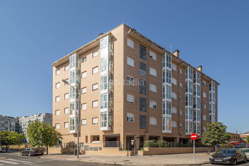 Foto de12dcf0-b5c5-4bd8-9923-18ff94446bd9. Aparcament cotxe a Butarque Madrid