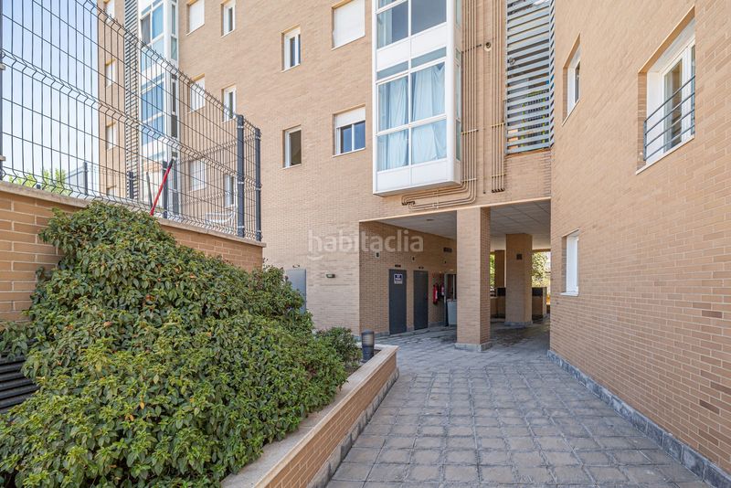 Foto fd9d4176-e583-4343-8737-20adc745c66b. Aparcament cotxe a Butarque Madrid