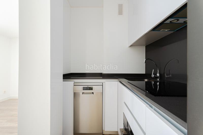 Foto da1a4909-d70b-4e97-b35a-4bf925ef6608. Alquiler estudio en fuente del saz 6 en Hispanoamérica-Bernabéu Madrid