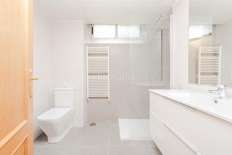 Foto dd958971-d5f7-4452-87df-b0992130aa46. Pis a Nueva España Madrid