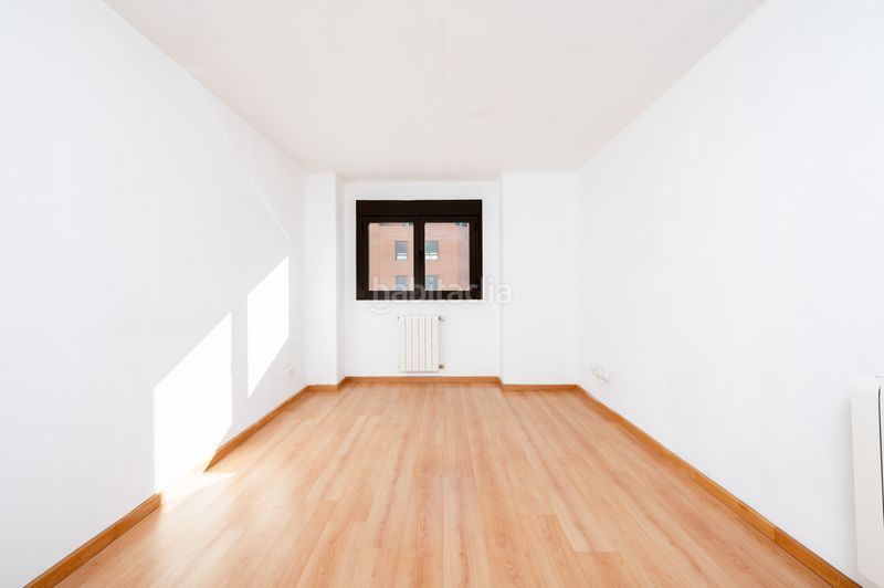 Foto c8e55aa2-2ed5-49e4-898e-1cd10ef8507d. Pis a Ensanche de Vallecas-La Gavia Madrid