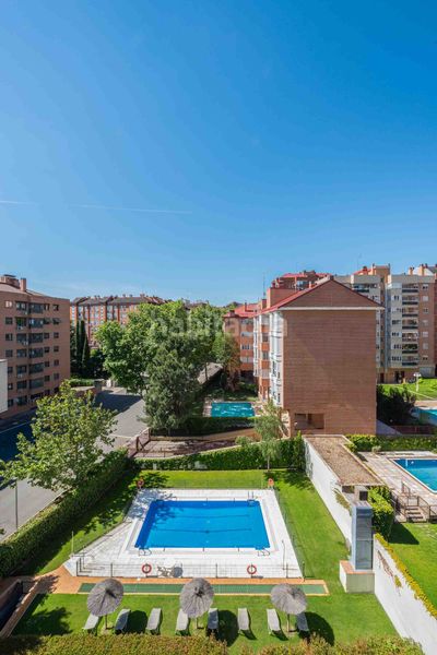Foto 0eac26ad-113a-4ef8-99f5-8d1cf2632090. Pis a Costillares Madrid