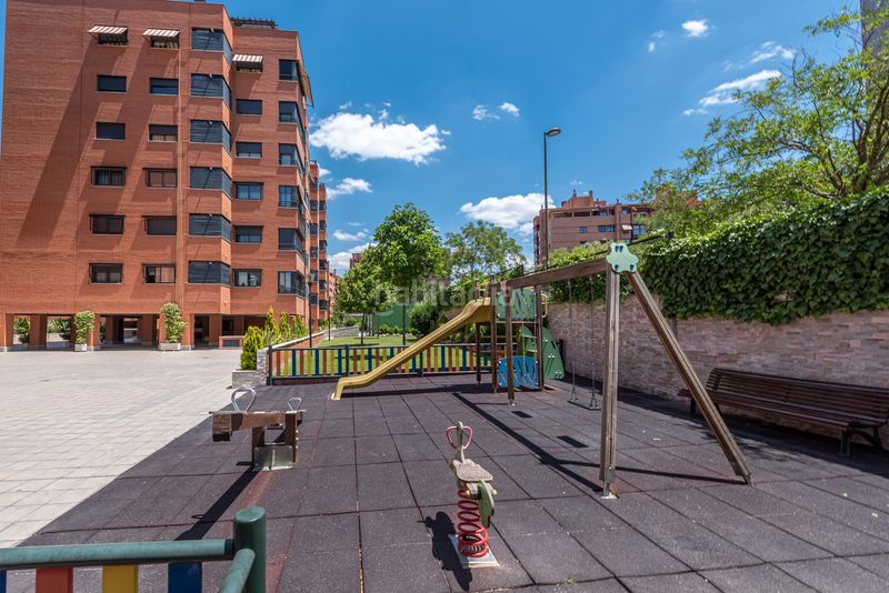 Foto cdea6f32-47e0-4009-b0aa-ddb681386c57. Pis a Simancas Madrid