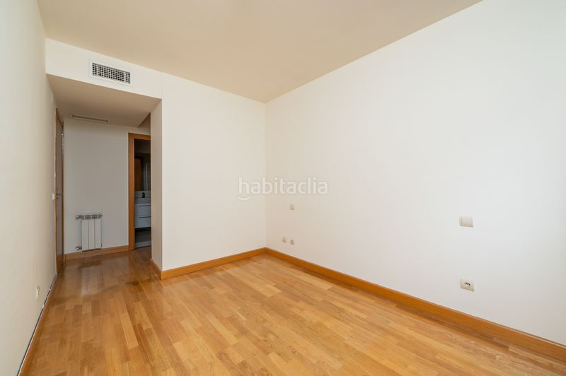 Foto ee9051da-0e23-4c2f-a9e1-efc8852f352a. Pis a Simancas Madrid