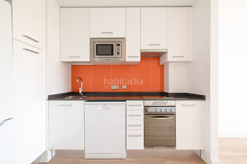 Foto 06478d70-874d-49e6-9e26-9bba8dbaf280. Etagenwohnung in dirección 338 in La Paz Madrid