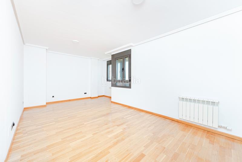 Foto 64dfc4b9-3fa7-4095-af90-fa7a4e6e616b. Pis a ciudad de la habana 15 a Parquesol Valladolid