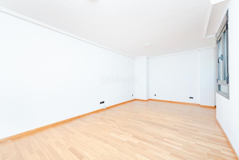 Foto 8ae768d3-e1be-4282-859f-3acd4edd5ad3. Pis a ciudad de la habana 15 a Parquesol Valladolid