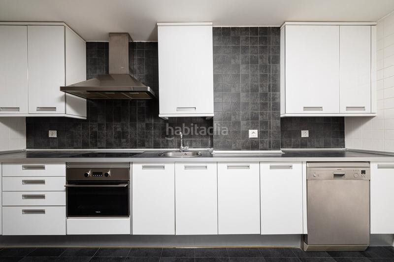 Foto 9e3a3b26-91ee-4bcd-87a3-bd5ffa1b48c9. Appartement dans congo 1 dans El Bercial Getafe