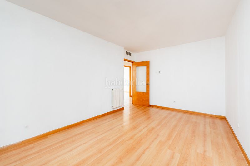 Foto 651cc88c-f49e-43fd-b773-e12bc85ba69d. Piso en puentedey 5 en Ensanche de Vallecas-La Gavia Madrid