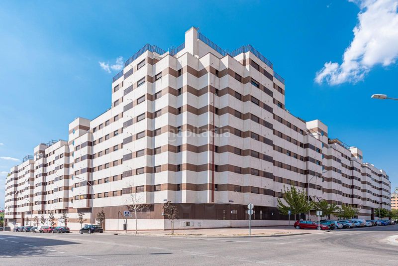 Foto b839fdb2-d4eb-4f70-9135-023bc59a79ad. Piso en puentedey 5 en Ensanche de Vallecas-La Gavia Madrid