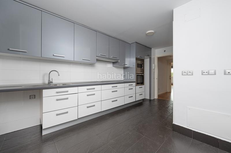 Foto 5c518d70-144e-4d0b-898a-0cac4f35d27e. Piso en san juan de ortega 78 en Las Tablas Madrid