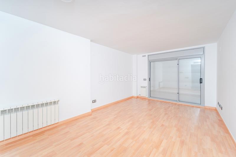 Foto bcfe5778-2e6b-4eda-acf9-04555a80b53e. Appartamento in princ. de viana 21 in Sota el cami ral Granollers