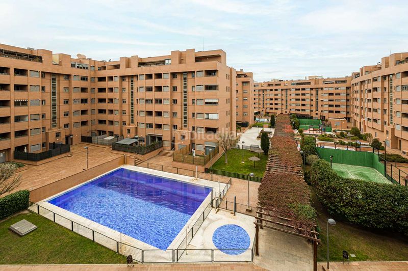 Foto fea3f48e-1455-4f5f-b0a3-8ce4e6e3a6c1. Pis a Las Tablas Madrid