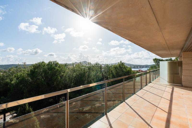 Foto a840c739-1f65-42d5-a2dd-0b9c3204153f. Piso en ramón montcada 37 en Costa de la Calma Calvià