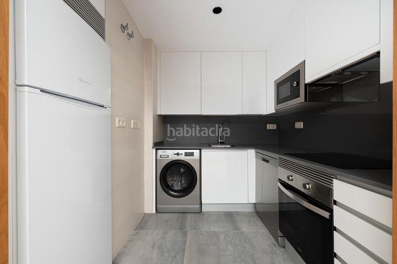 Foto 861aca96-d77c-4dc5-890c-fdd2de3e81ec. Pis a euro 21 a PAU de Carabanchel Madrid