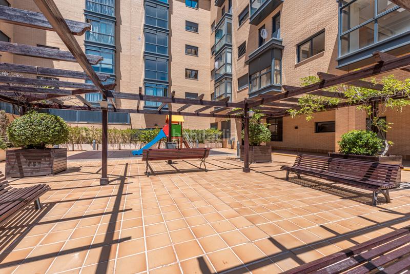 Foto b1c19906-9767-464d-b7ef-51da3a9ffe8f. Piso en euro 21 en PAU de Carabanchel Madrid