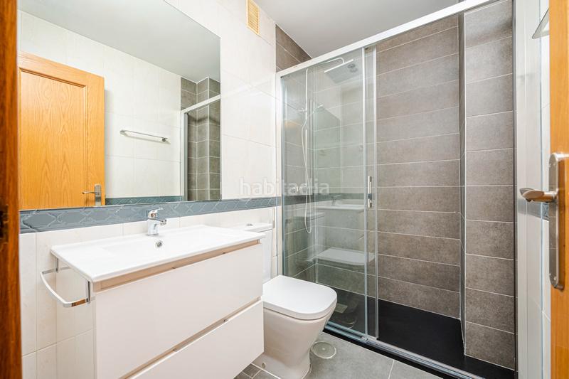 Foto 0dc270d1-ce6a-4a65-9c6f-1de8f2a7130e. Pis a golfo de salónica 63 a Costillares Madrid