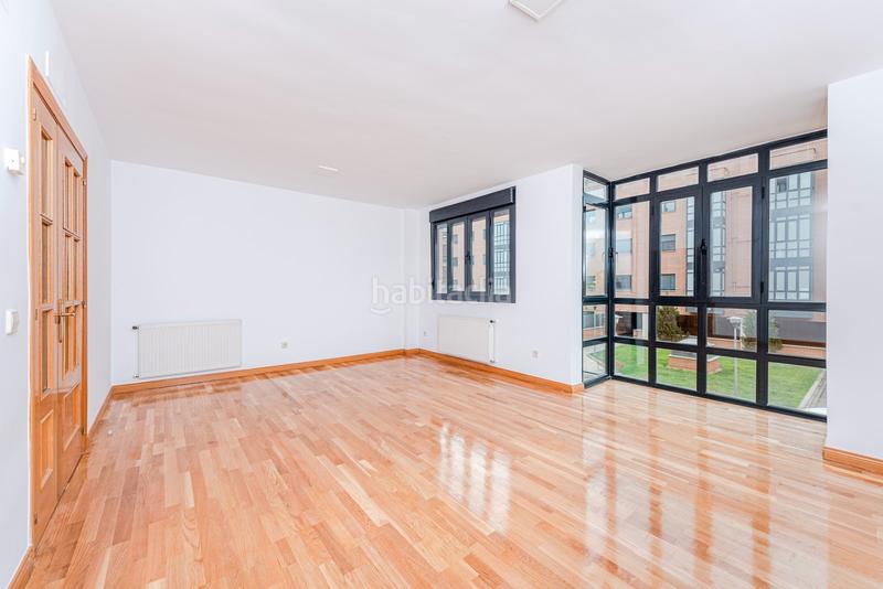 Foto d03fcc35-91c3-4031-a6ba-b6fd368da6a1. Flat in alcalá 690 in Rejas Madrid