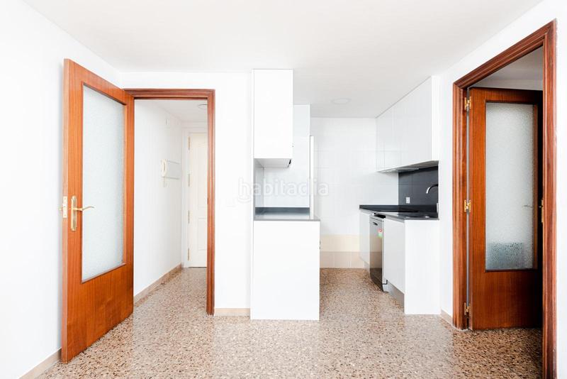 Foto f6f72e11-11ce-4188-8206-37243a0dbdc5. Miete etagenwohnung in cesáreo alierta 23 in La Granja Zaragoza