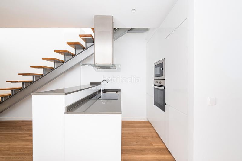 Foto 5692f7ef-fc5f-4152-a541-9f27e77f6368. Rent studio in francisco remiro 1_3 1-3 in Guindalera Madrid