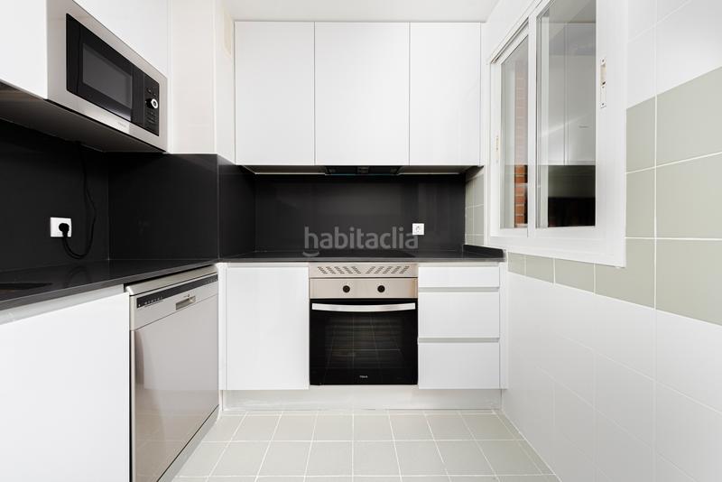 Foto 519cffbf-2584-49fe-96d4-525089c1fc08. Rent flat in estocolmo 17 in Parque Oeste-Fuente Cisneros Alcorcón