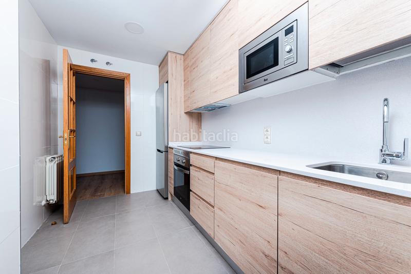 Foto dc260fd5-3118-4c0a-88ca-fd7f54545afe. Location appartement dans jose antonio zapata 4 dans Madrid