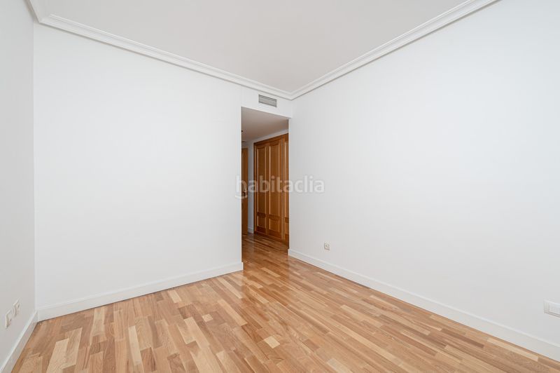 Foto 3ee01701-966c-43fd-8132-67f3939f7c51. Piso en Legazpi Madrid