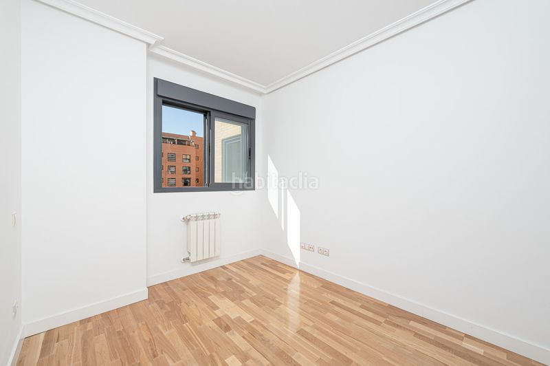 Foto 4f2d27a5-e344-451b-8edc-384947c79fa9. Piso en Legazpi Madrid