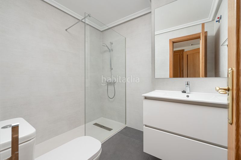 Foto e9e659cc-9b5c-4f47-8e74-a900a9c249f7. Piso en Legazpi Madrid