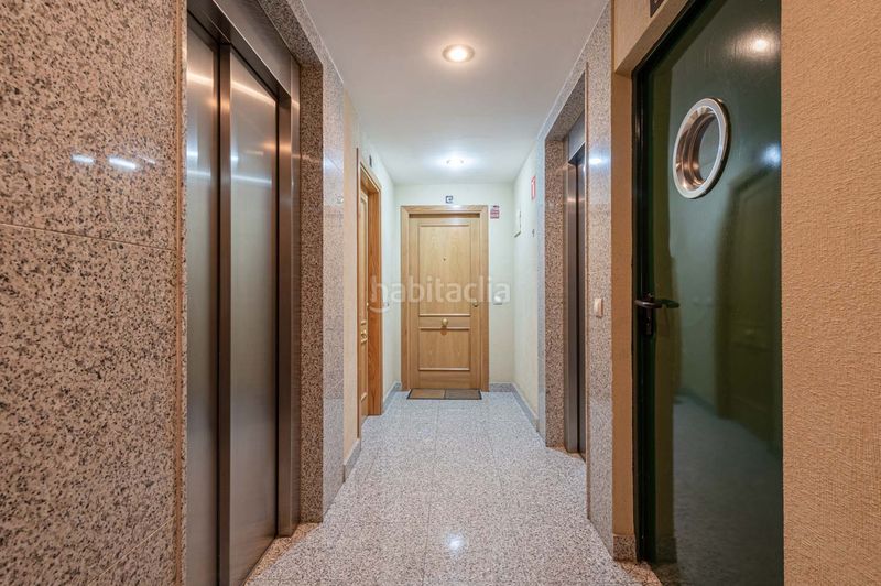 Foto fb2d4566-a656-40e7-a041-e61d0bb01373. Piso en Legazpi Madrid