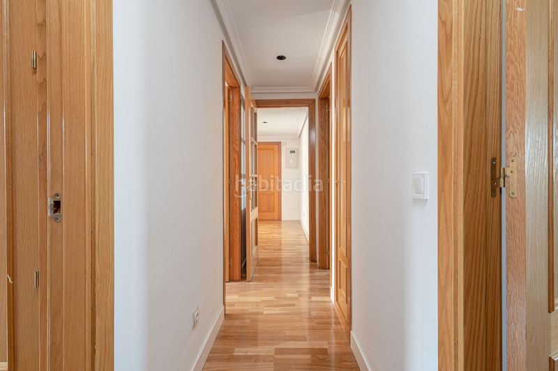 Foto fcbb11e3-bd4b-4275-bbad-f09e88e1e016. Piso en Legazpi Madrid