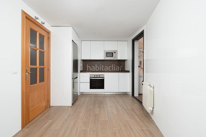 Foto 1486d53b-6058-4949-991d-5820fcbfe55f. Piso en planetario 1 en Legazpi Madrid