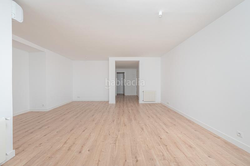 Foto d06c3be1-8250-42cb-958a-f46c4a8ebd42. Pis a torrelaguna 65 a San Pascual Madrid