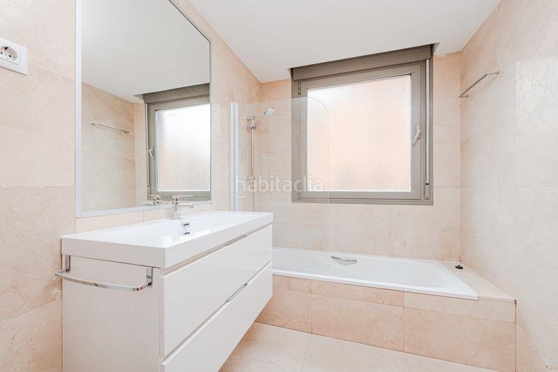 Foto 3c2bb8c9-4385-4577-a35e-d7ec55b6c36a. Appartement dans congo 1 dans El Bercial Getafe