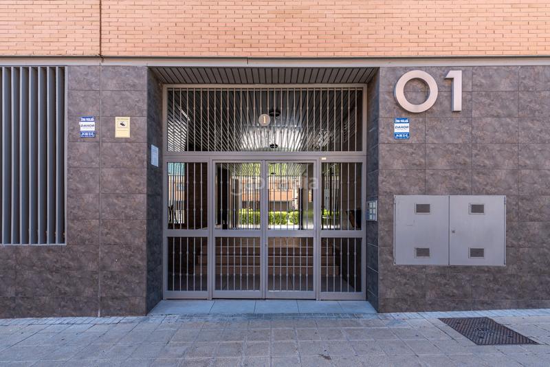 Foto f1626008-dda7-4231-bd69-202aaee04926. Piso en congo 1 en El Bercial Getafe