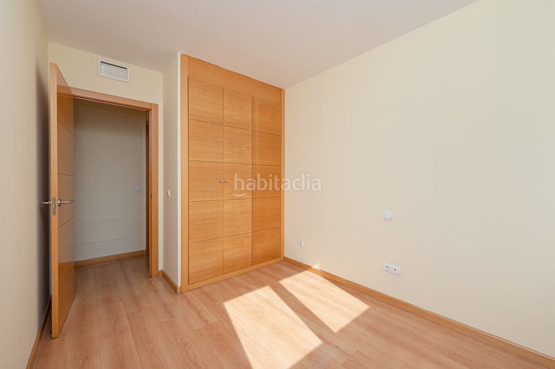 Foto 3f1e41a2-f2b3-497f-b594-9c76446c95b0. Piso en puentedey 5 en Ensanche de Vallecas-La Gavia Madrid