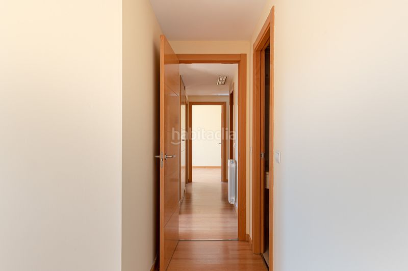 Foto 4973ed95-a283-47f5-b646-b1b388a91c9c. Piso en puentedey 5 en Ensanche de Vallecas-La Gavia Madrid