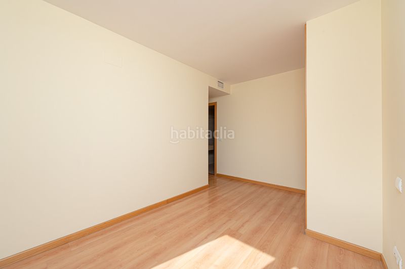 Foto 6848dc0d-ec39-476e-8abd-dda65e0eab05. Piso en puentedey 5 en Ensanche de Vallecas-La Gavia Madrid