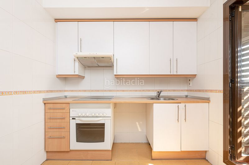 Foto a212b4a5-ebdf-443e-89c2-34e912979718. Piso en puentedey 5 en Ensanche de Vallecas-La Gavia Madrid