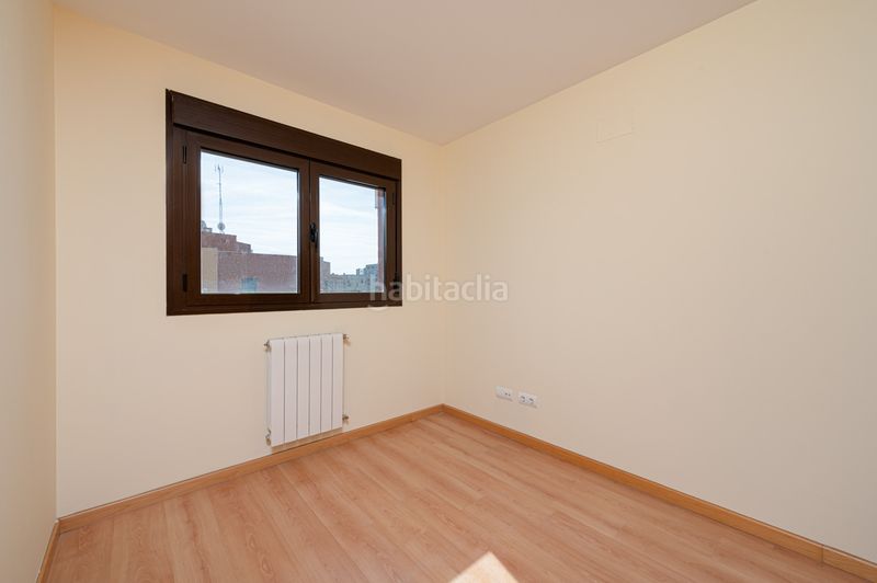 Foto f96e204d-37b2-47a1-ac68-46023ea9ecaa. Piso en puentedey 5 en Ensanche de Vallecas-La Gavia Madrid