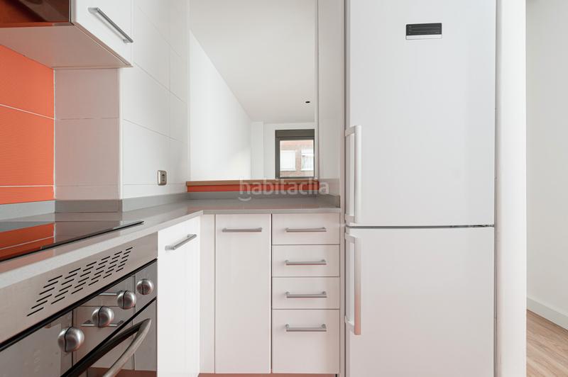 Foto b17b7ad3-4366-4103-a12d-3301e5f5a2fd. Appartamento in dirección 338 in La Paz Madrid