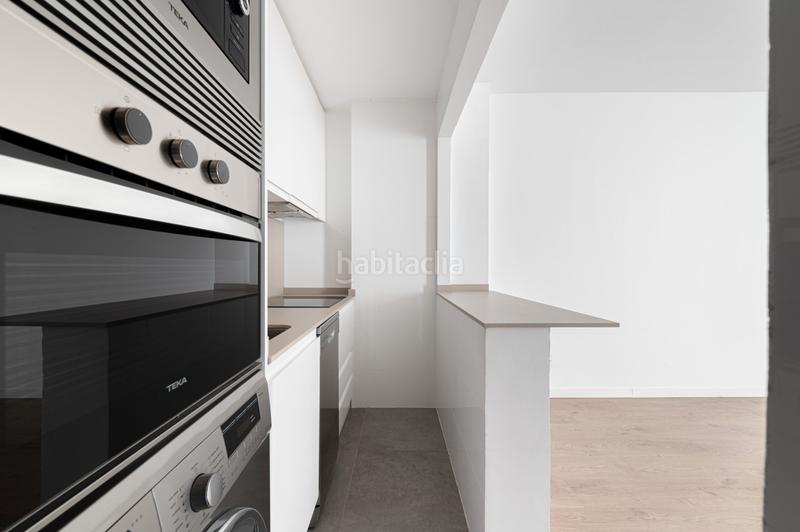 Foto ff3916a8-0738-4613-8225-f49c89eb7d66. Appartamento in albacete / cl badajoz 3 in Sol Madrid