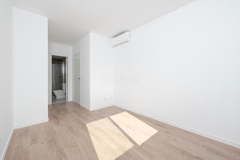 Foto a607bbb8-6dc3-4232-952f-9100b28f0b4b. Flat in albacete / cl badajoz 3 in Sol Madrid