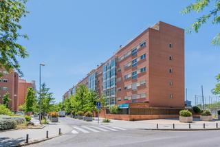 Flat in Alameda de Osuna 48