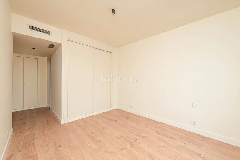 Foto f3bcb09c-d1ed-4663-8ee6-b28dcc566459. Miete etagenwohnung in el algabeño 27 in Conde Orgaz - Piovera Madrid