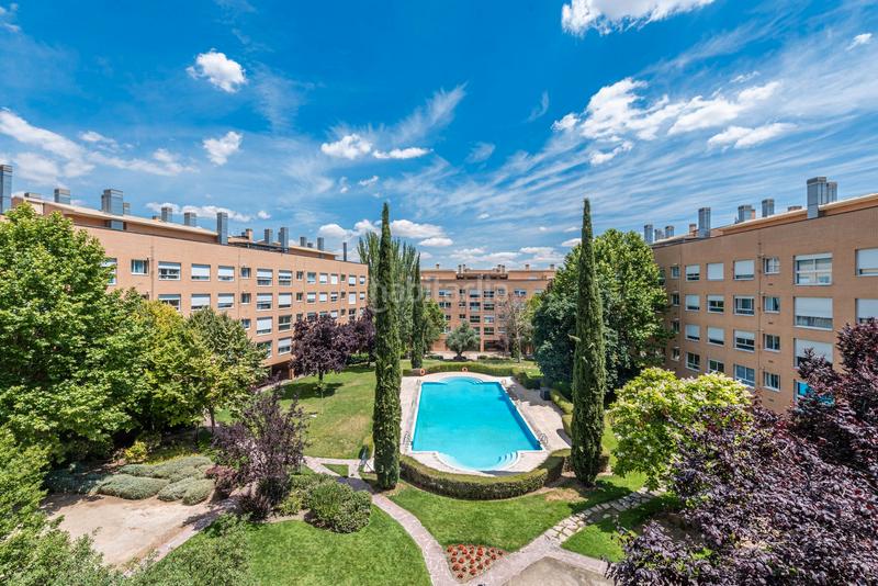 Foto f7401c6b-8d55-4138-8833-2a122633c531. Miete etagenwohnung in el algabeño 27 in Conde Orgaz - Piovera Madrid