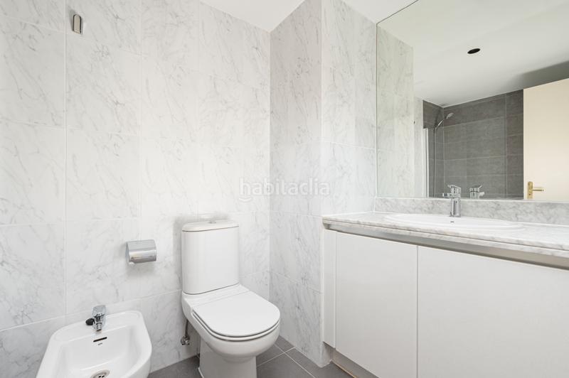 Foto edeff02a-6d6f-46a7-b952-a135d3018d53. Rent flat in el algabeño 27 in Conde Orgaz - Piovera Madrid