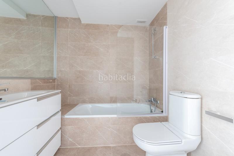 Foto 7962950b-e8e6-4c68-b5d9-8c8591cf48c8. Miete etagenwohnung in esteban palacios 6 in Conde Orgaz - Piovera Madrid