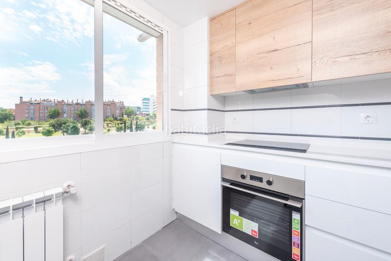Foto 38a9f952-ecae-4bb3-b7aa-701b9e733155. Rent flat in esteban palacios 6 in Conde Orgaz - Piovera Madrid