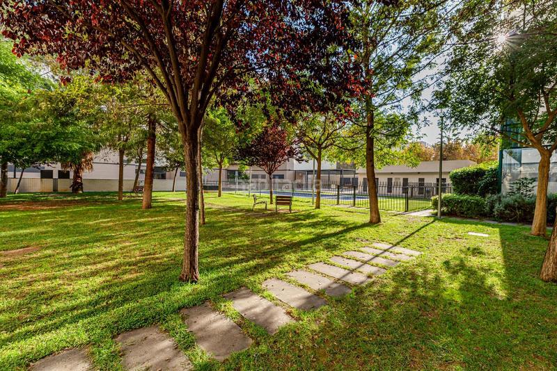 Foto 7ce35086-7e69-470e-a6b1-40c87da87b8c. Alquiler piso en c.climent gonzál. 9 en Nou Benicalap Valencia